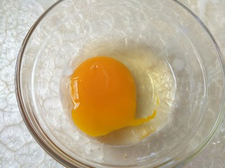 6、毛毛虫面包,再加一个鸡蛋