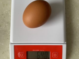 5、Churros~吉事果/吉拿棒/吉拿果~“西班牙油条”,一个普通的鸡蛋????,我称了一下是64g。