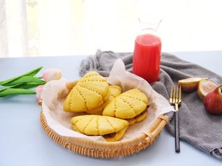 23、南瓜荷叶饼,成品