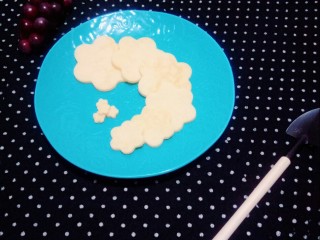 16、酸奶鸡蛋饼,品尝花式小饼。