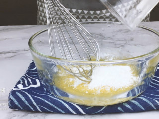 20、低脂低糖｜日式豆腐戚风蛋糕,加入淀粉