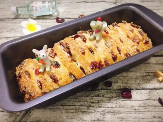 21、蔓越莓椰蓉千层吐司,吐司可以用手一层层撕着吃奥