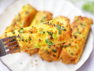 18、肉松芝士吐司卷,好吃到停不下来。