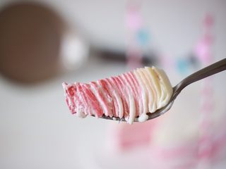 22、红丝绒渐变千层蛋糕,吃起来也是hin软的哦~