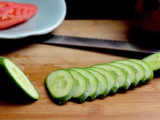 3、mini早餐堡,黄瓜切片