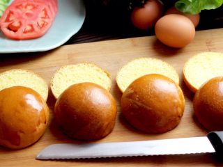 5、mini早餐堡,面包一切为二