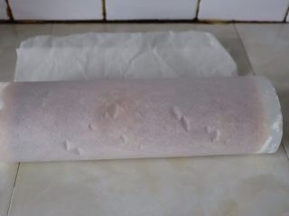 17、芒果海绵分蛋蛋糕卷,蛋糕卷放入冰箱冷藏30～60分钟，即可切片食用。