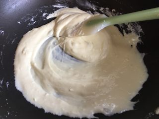 6、雪花酥,快速搅拌均匀