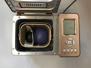 9、面包机版星空面包,发酵结束。