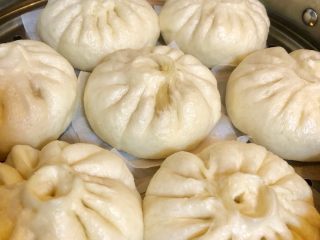 17、酱肉大包子,酱肉包子出炉了！