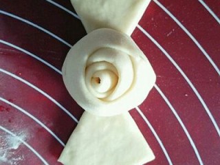 9、玫瑰面包,继续包