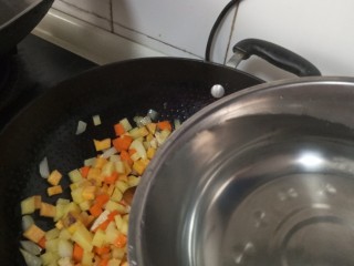 7、咖喱鸡排饭,加水