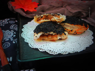 9、十味 芝麻酱烧饼,出锅后趁热食用