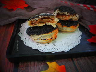 11、十味 芝麻酱烧饼,酥酥脆脆的,特别好吃。没有菜也可以吃得很香