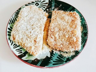 13、日式炸猪排,裹好的两块通脊！