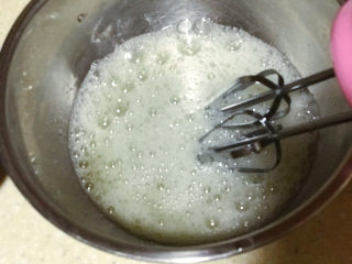 7、浅湘食光&可可草莓慕斯蛋糕,打发蛋白