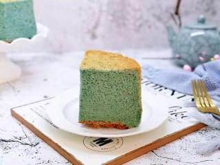 19、6寸蝶豆花戚风蛋糕,切开了呦~颜色是不是特别美?