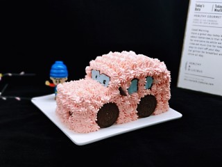 27、超ins卡通蛋糕 让小朋友幸福感爆棚,小朋友的最爱，宝贝很开心，还可以用巧克力酱写上字，随意。