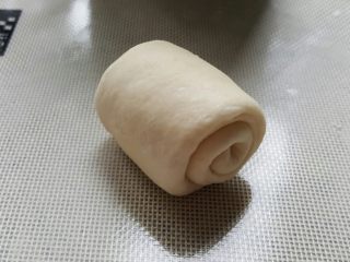 10、格子吐司（面包机版）,从上至下卷起