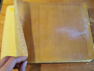 36、软绵绵滑嫩嫩的古早蛋糕,除去背面的油布