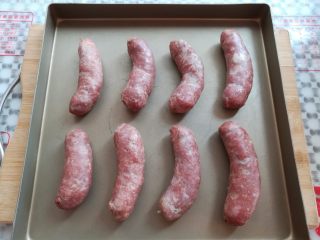13、自制脆皮肠,吃的时候放烤箱里烤一下