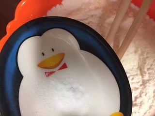 4、酥脆菠萝派,加入1g小苏打