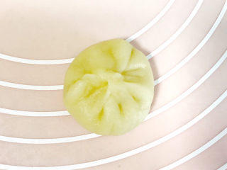 9、枣泥核桃馅老婆饼,像包包子一样，包起来，要捏紧哦