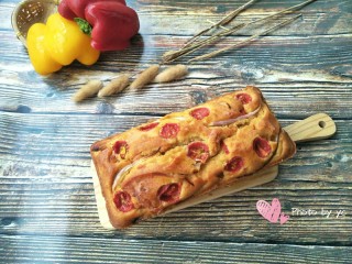 10、杂蔬蛋糕,蛋糕放凉后脱模