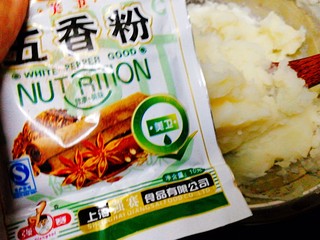 12、圆土豆+凤尾土豆虾球,五香粉，生粉