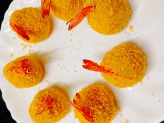 20、圆土豆+凤尾土豆虾球,全部弄了