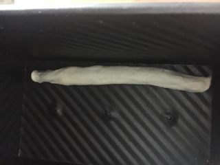 25、豹纹吐司,放入吐司盒里