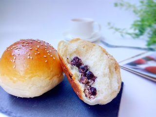 14、日式红豆包,成品图