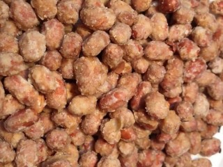 9、糖霜花生米,糖霜花生米做好