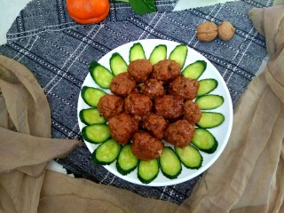 16、红烧丸子,软糯入味，唇齿留香