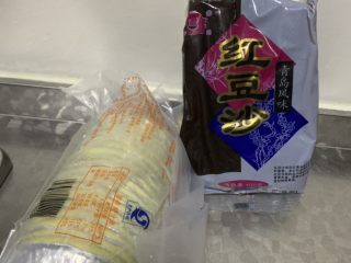 1、超级简单豆沙酥,挞皮提前解冻