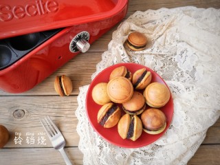 14、多啦a梦的铃铛烧,外酥内软的多啦a梦铃铛烧出锅啦！