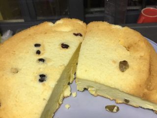 14、自制蛋糕,软软的，好吃又香的自制蛋糕来了，一下就吃完了