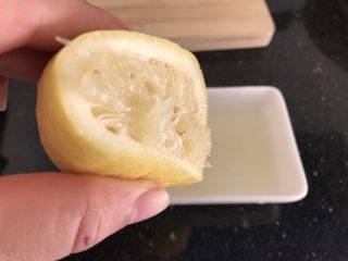 11、苹果酱~自制更安全,挤汁备用