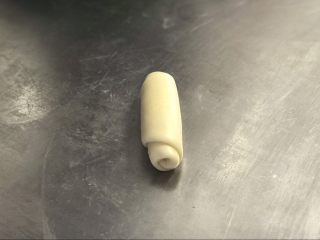 7、白皮酥,从下到上卷起。