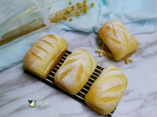 18、全麦黑提面包,成品图