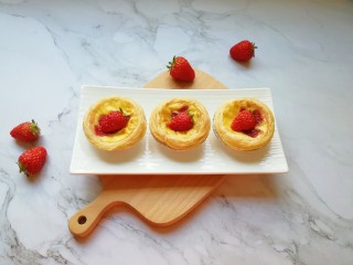16、草莓蛋挞,好吃到没朋友。