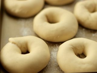 23、甜甜圈,明显胀大即可