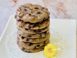 14、红豆年糕,这款年糕里面的红豆是自制的没有糖，如果小伙伴们买的蜜红豆，配方中糖的量应该适量减少。