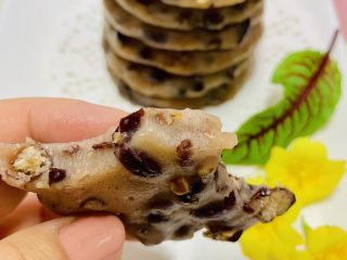 15、红豆年糕,年糕加了红豆????香甜软弱。