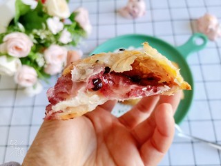 9、蓝莓派,外酥里嫩，一口爆浆蓝莓