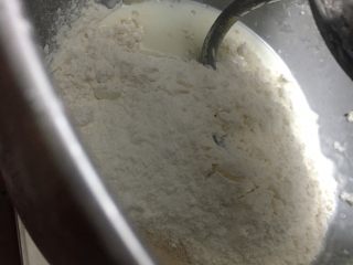 2、海蒂白面包(白屁股面包),厨师机揉面