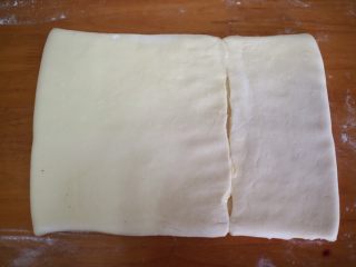 8、丹麦手撕吐司,重复折叠步骤