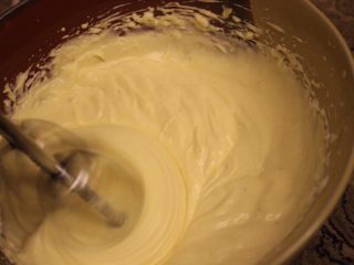 18、一口钟情奶油泡芙????,搅拌均匀