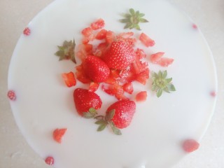 11、酸奶慕斯蛋糕,可以吃啦，特别美味Q弹～