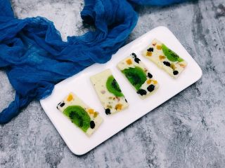 9、什锦果干酸奶糕,可以当早餐，可以做小零食